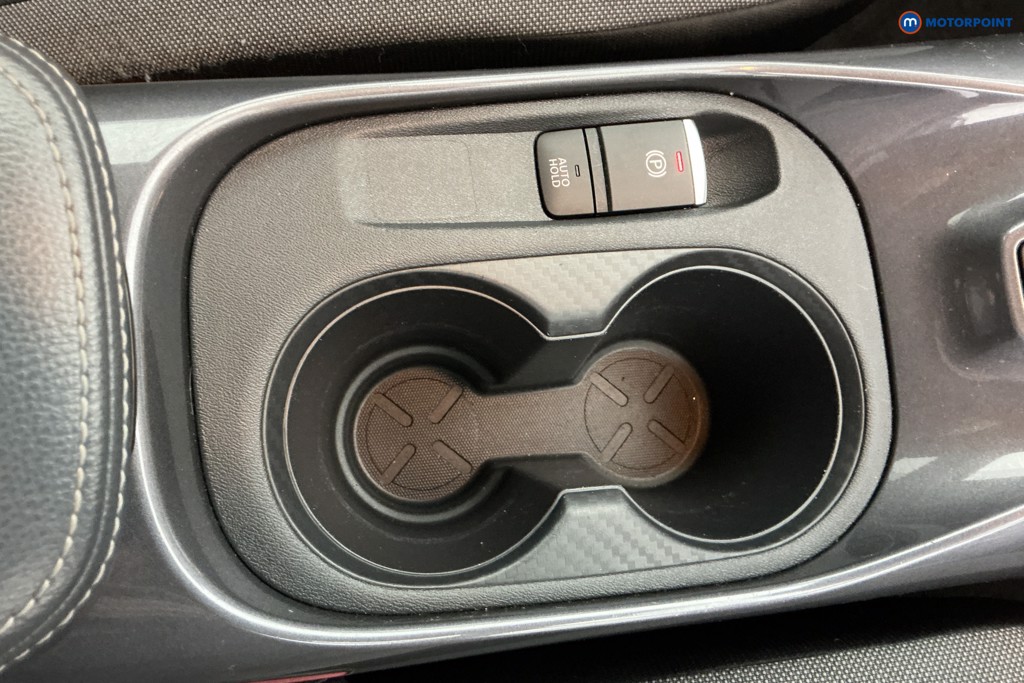 Nissan Juke N-Connecta Manual Petrol SUV - Stock Number (1651404) - 14th supplementary image
