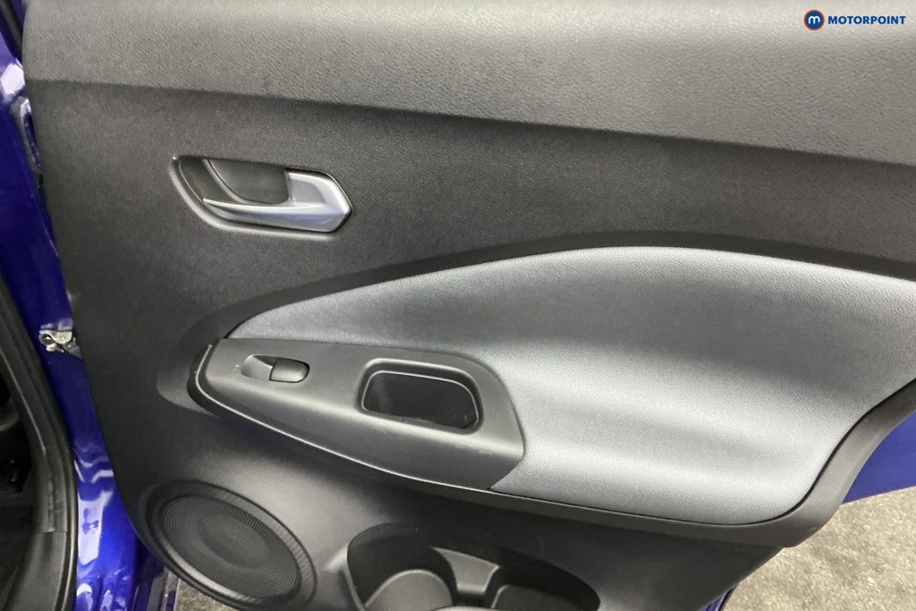 Nissan Juke N-Connecta Manual Petrol SUV - Stock Number (1651404) - 26th supplementary image