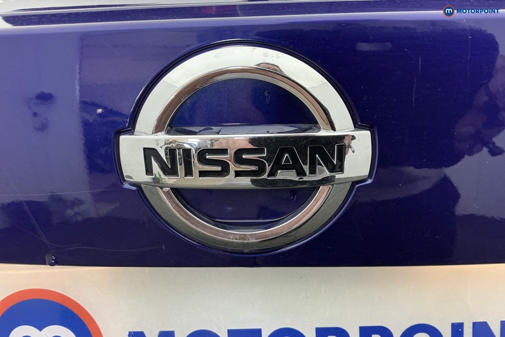 Nissan Juke N-Connecta Manual Petrol SUV - Stock Number (1651404) - 32nd supplementary image