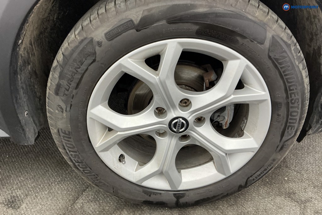 Nissan Juke N-Connecta Manual Petrol SUV - Stock Number (1651404) - 34th supplementary image