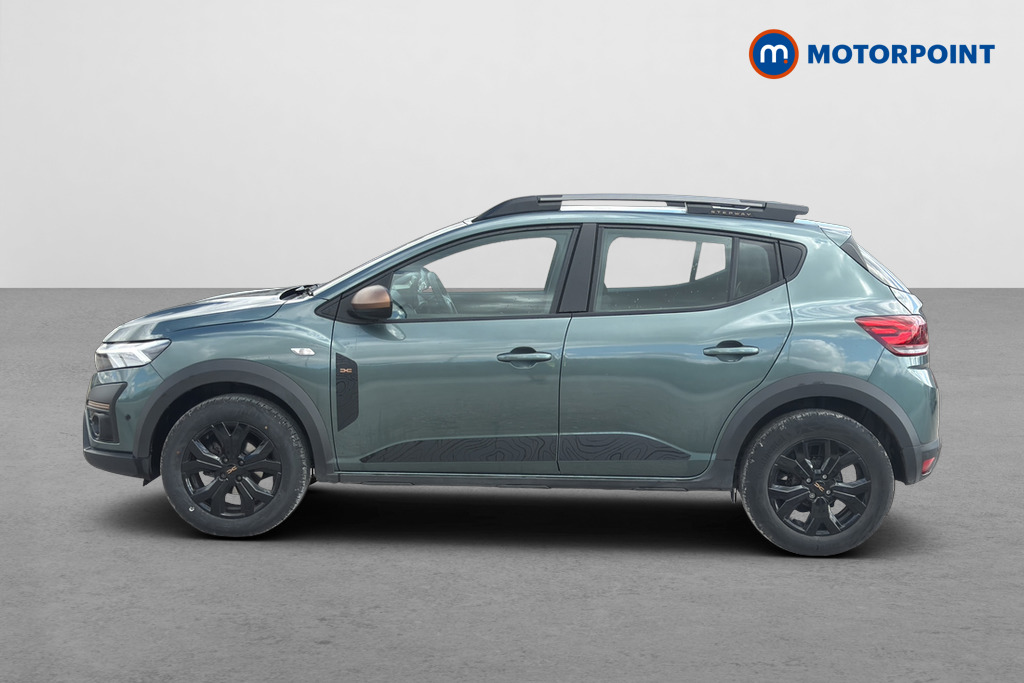 Dacia Sandero Stepway Extreme Manual Petrol Hatchback - Stock Number (1651438) - Drivers side