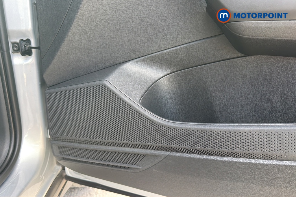 Volkswagen T-Cross Black Edition Manual Petrol SUV - Stock Number (1654545) - 21st supplementary image