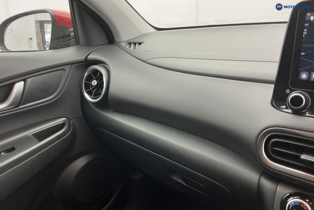 Hyundai Kona Ultimate Automatic Petrol-Electric Hybrid SUV - Stock Number (1655685) - 17th supplementary image