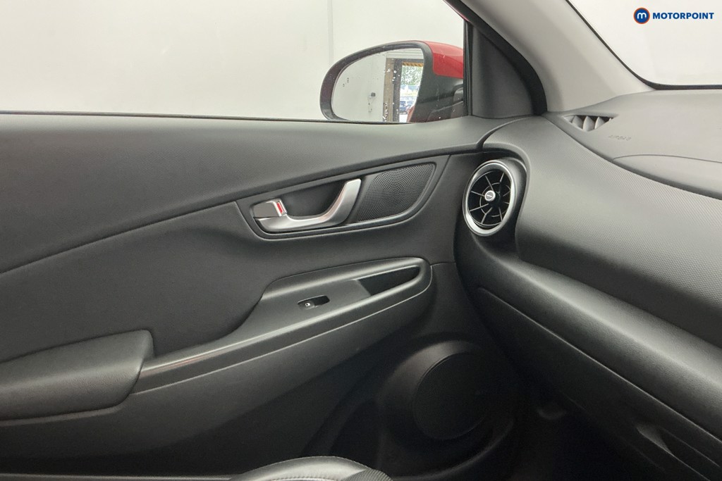 Hyundai Kona Ultimate Automatic Petrol-Electric Hybrid SUV - Stock Number (1655685) - 18th supplementary image