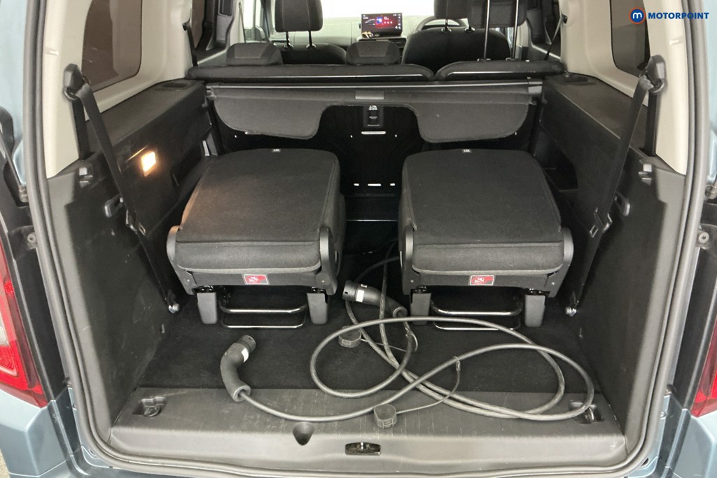 Vauxhall Combo Life Design Xl Automatic Electric People Carrier - Stock Number (1656014) - 3rd supplementary image
