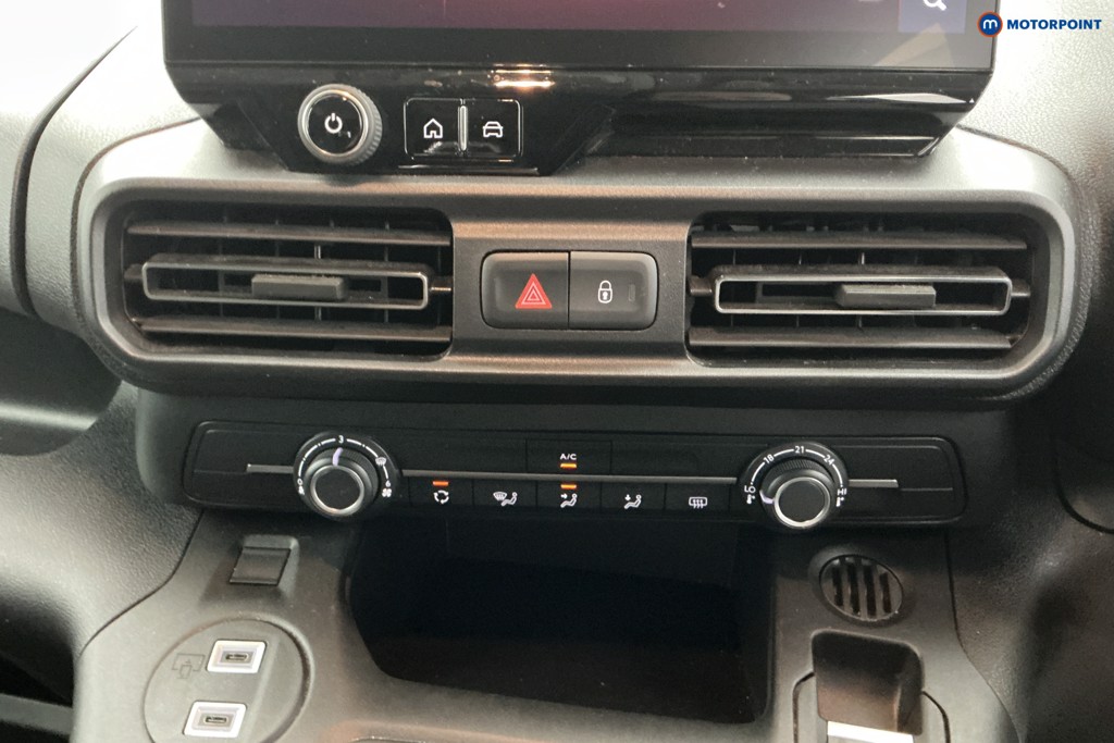 Vauxhall Combo Life Design Xl Automatic Electric People Carrier - Stock Number (1656014) - 18th supplementary image