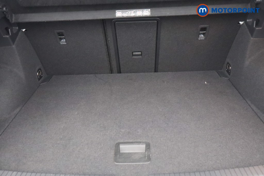 Volkswagen T-Roc SEL Automatic Petrol SUV - Stock Number (1656146) - 5th supplementary image