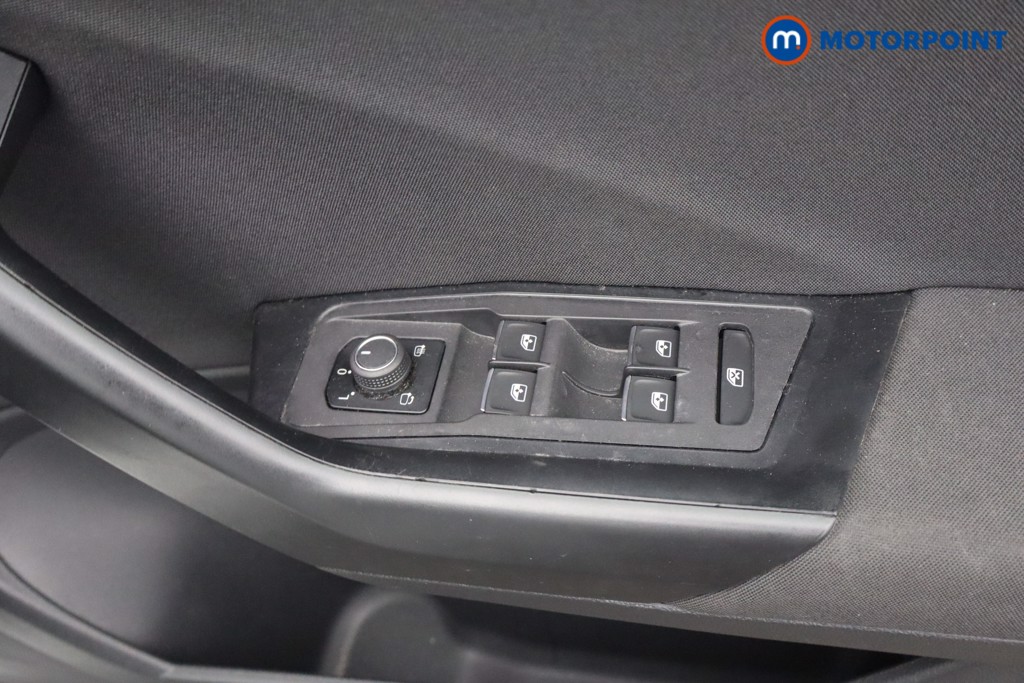 Volkswagen T-Roc SEL Automatic Petrol SUV - Stock Number (1656146) - 9th supplementary image