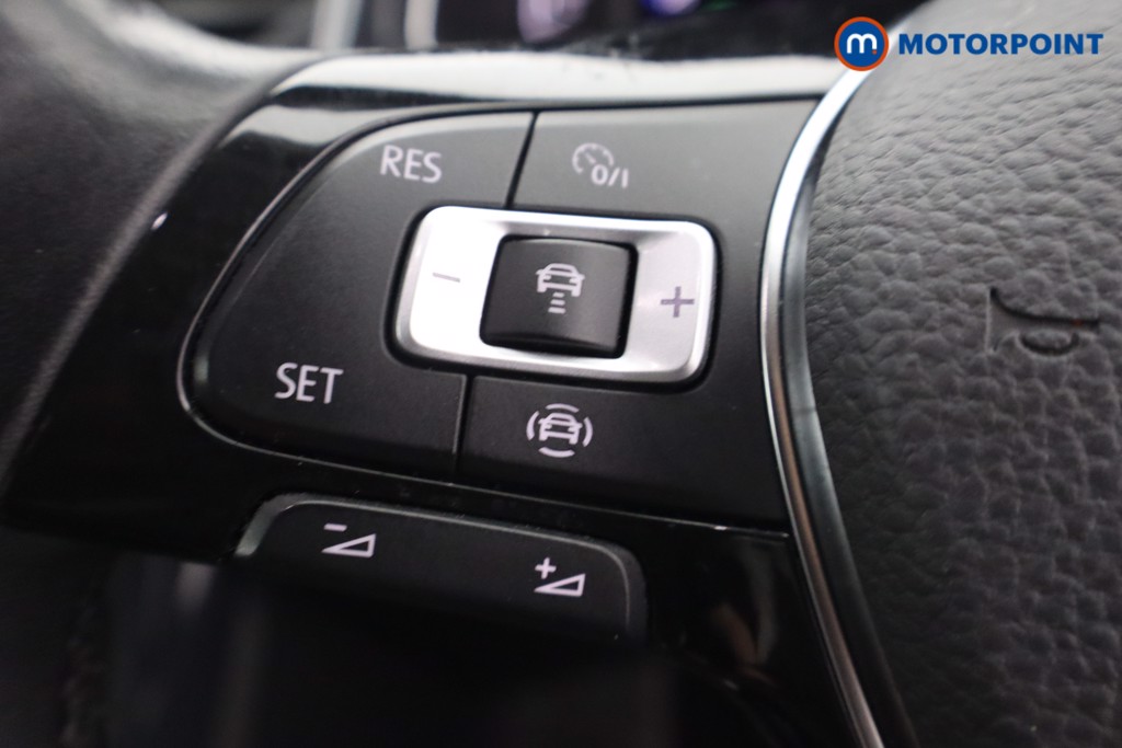 Volkswagen T-Roc SEL Automatic Petrol SUV - Stock Number (1656146) - 14th supplementary image