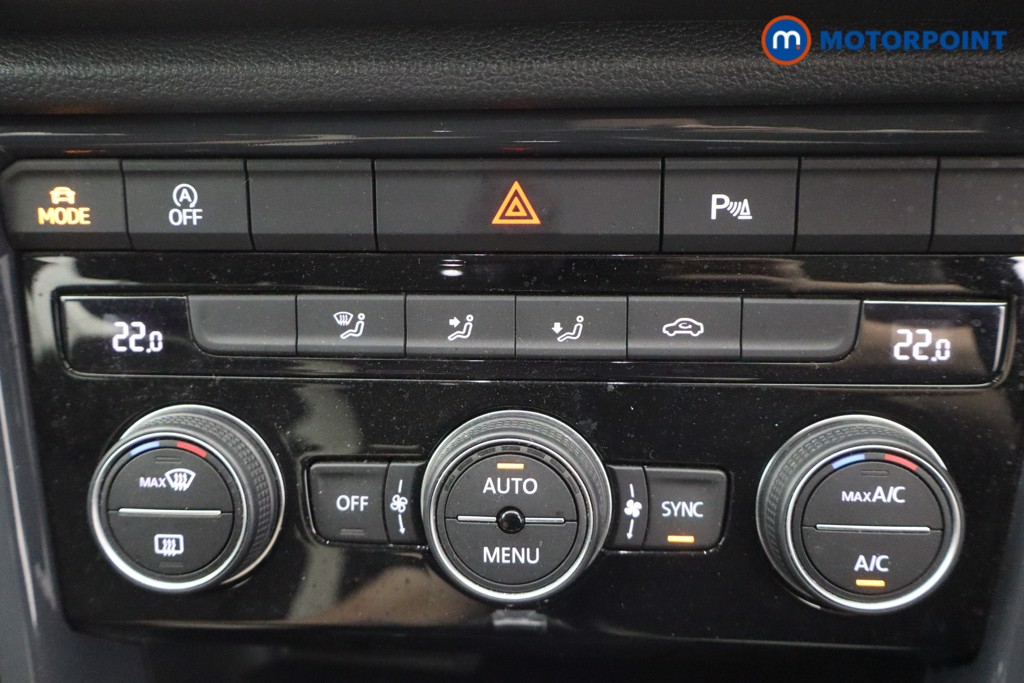 Volkswagen T-Roc SEL Automatic Petrol SUV - Stock Number (1656146) - 16th supplementary image