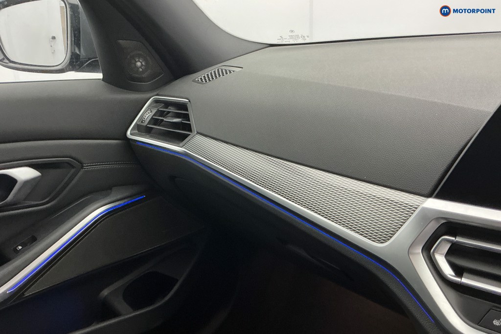 BMW 3 Series M Sport Automatic Petrol Saloon - Stock Number (1656335) - 17th supplementary image