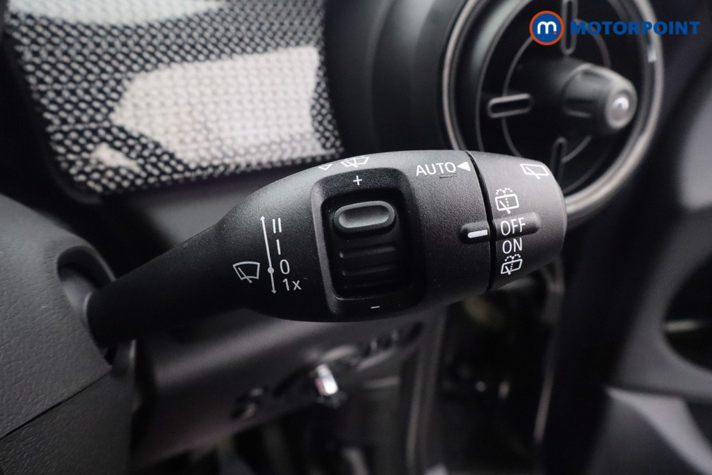 Mini Hatchback Cooper Exclusive Automatic Petrol Hatchback - Stock Number (1657510) - 7th supplementary image