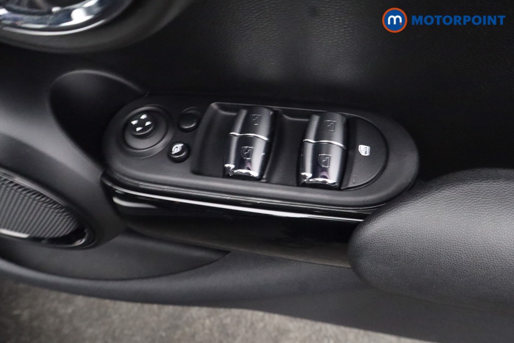 Mini Hatchback Cooper Exclusive Automatic Petrol Hatchback - Stock Number (1657510) - 20th supplementary image