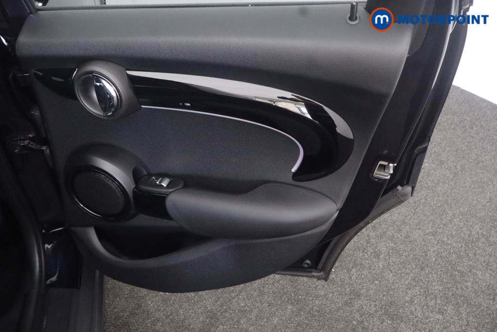 Mini Hatchback Cooper Exclusive Automatic Petrol Hatchback - Stock Number (1657510) - 28th supplementary image
