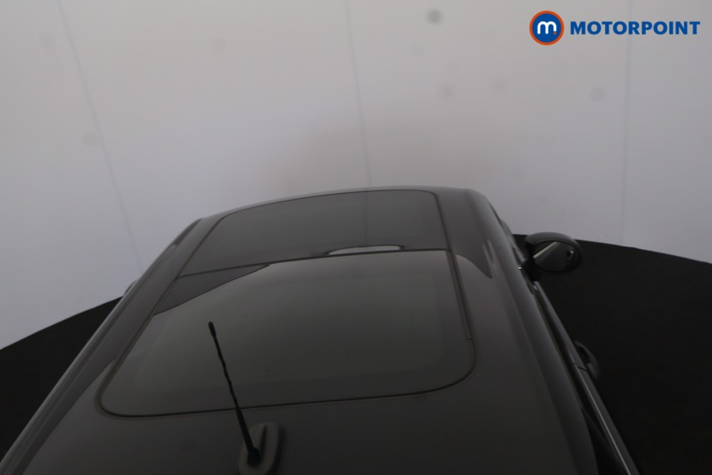 Mini Hatchback Cooper Exclusive Automatic Petrol Hatchback - Stock Number (1657510) - 43rd supplementary image