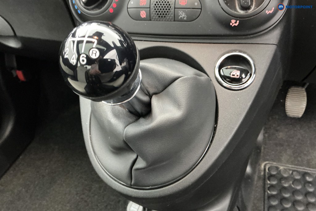 Fiat 500 Dolcevita Manual Petrol Hatchback - Stock Number (1657632) - 16th supplementary image
