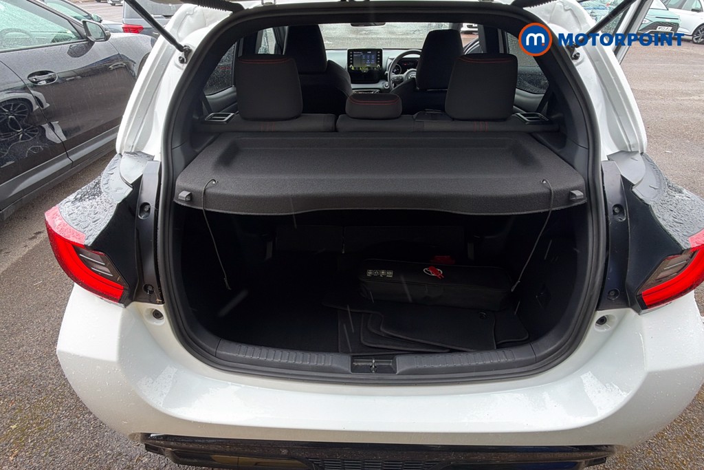 Toyota Yaris Gr Sport Automatic Petrol-Electric Hybrid Hatchback - Stock Number (1657787) - 34th supplementary image