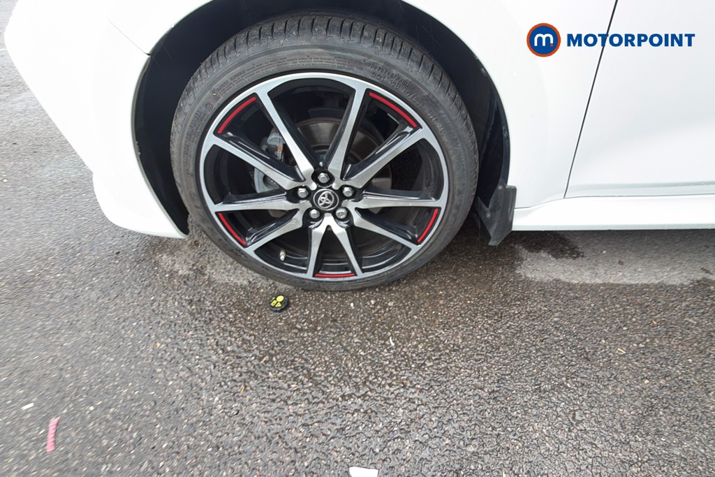 Toyota Yaris Gr Sport Automatic Petrol-Electric Hybrid Hatchback - Stock Number (1657787) - 41st supplementary image