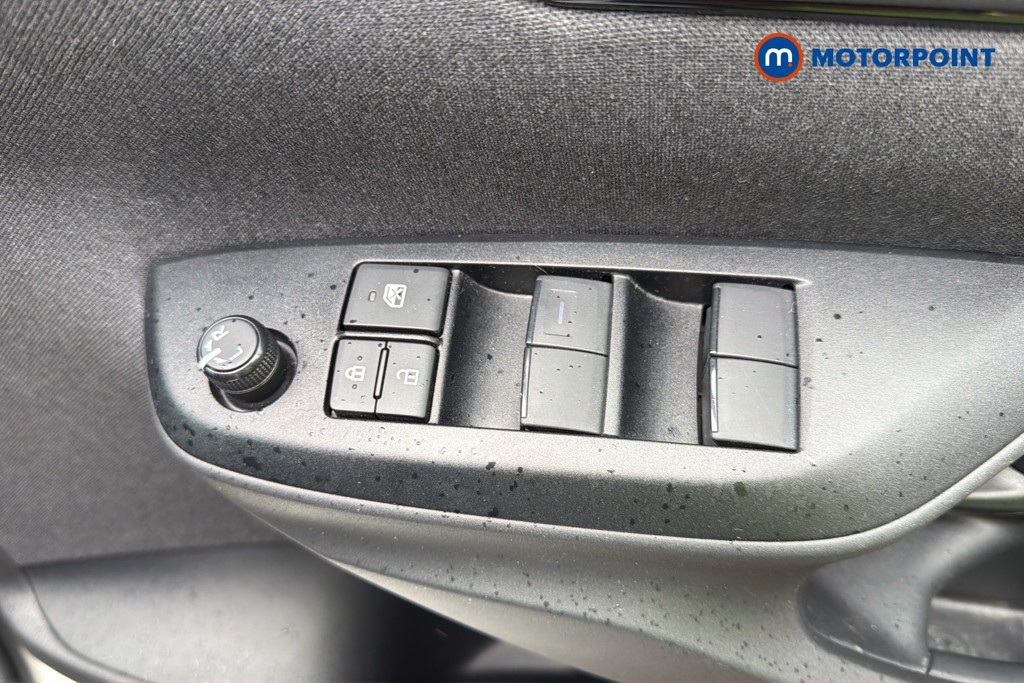 Toyota Yaris Gr Sport Automatic Petrol-Electric Hybrid Hatchback - Stock Number (1657787) - 42nd supplementary image