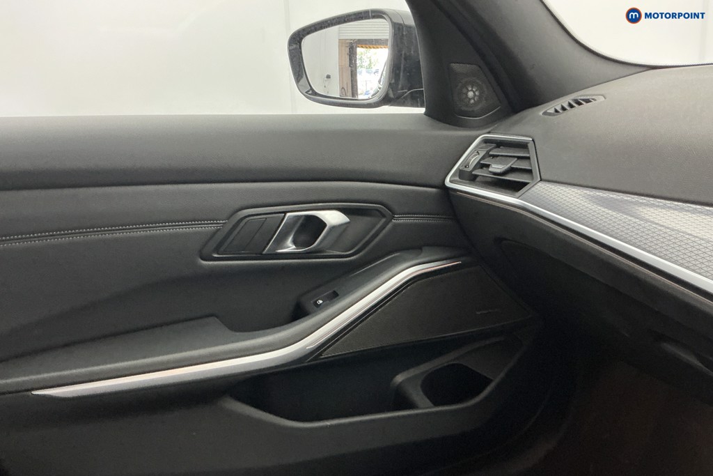 BMW 3 Series M Sport Automatic Petrol Estate - Stock Number (1658149) - 18th supplementary image