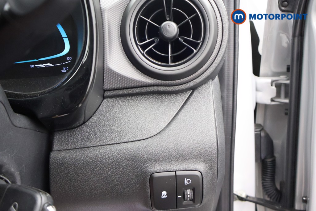 Hyundai I10 Advance Automatic Petrol Hatchback - Stock Number (1658208) - 7th supplementary image