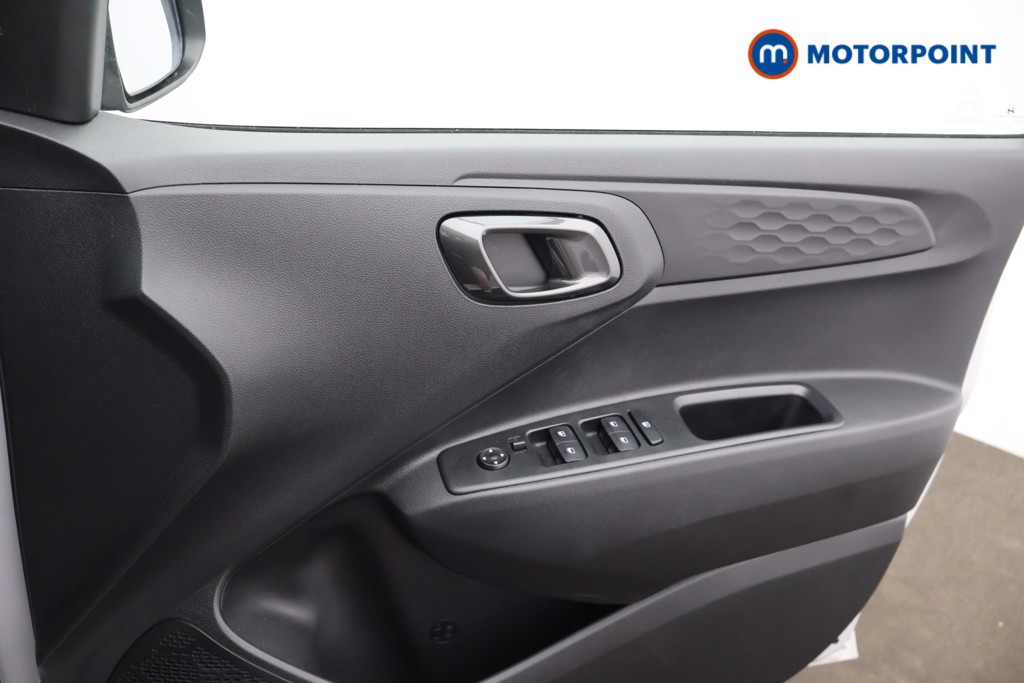 Hyundai I10 Advance Automatic Petrol Hatchback - Stock Number (1658208) - 14th supplementary image