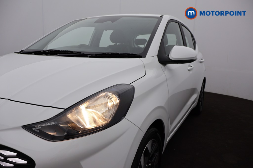 Hyundai I10 Advance Automatic Petrol Hatchback - Stock Number (1658209) - 33rd supplementary image