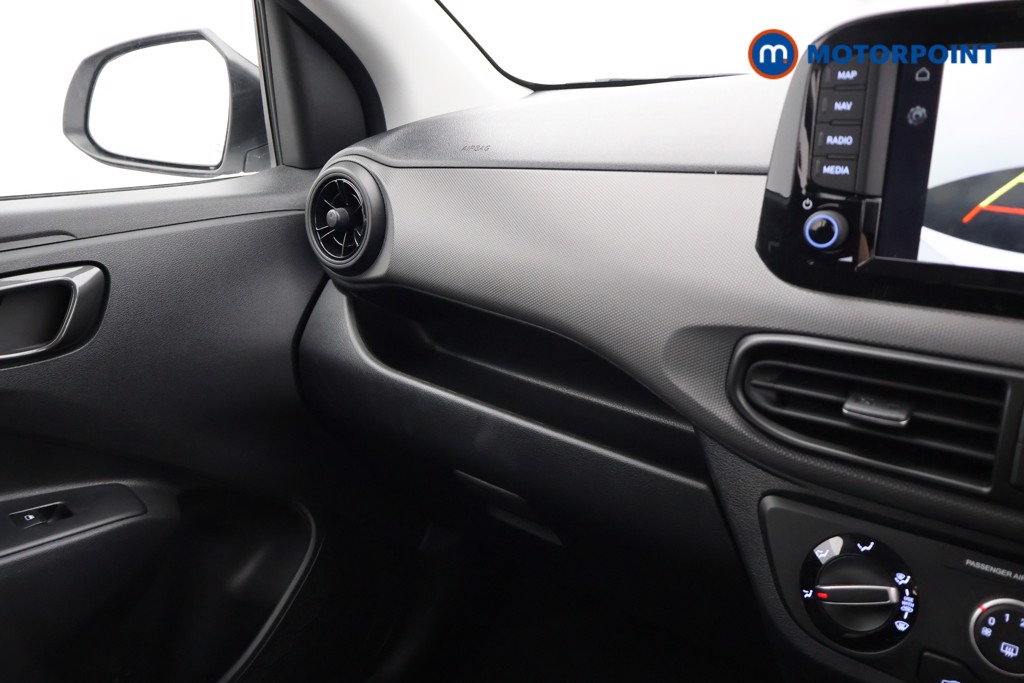 Hyundai I10 Advance Automatic Petrol Hatchback - Stock Number (1658210) - 12th supplementary image