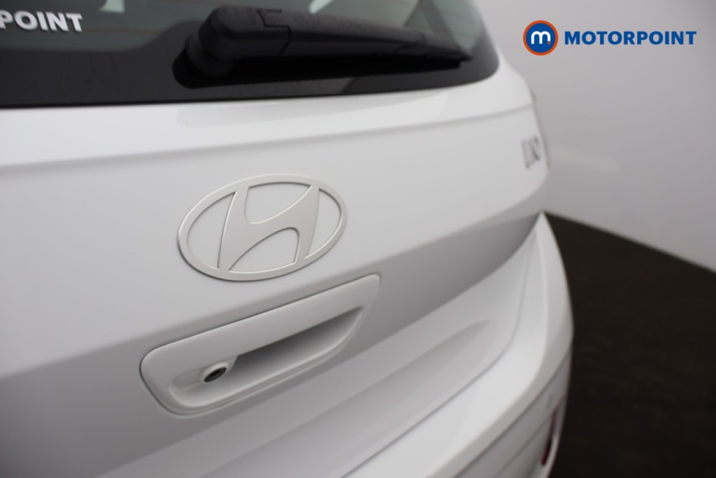 Hyundai I10 Advance Automatic Petrol Hatchback - Stock Number (1658210) - 27th supplementary image