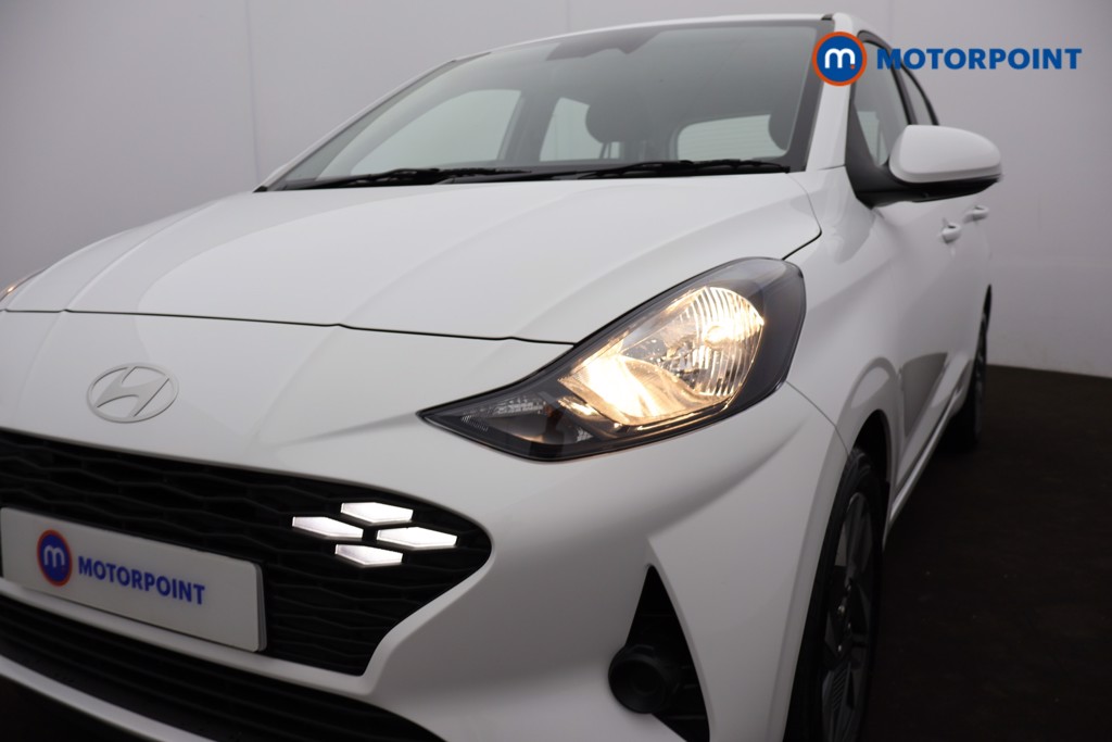 Hyundai I10 Advance Automatic Petrol Hatchback - Stock Number (1658210) - 35th supplementary image