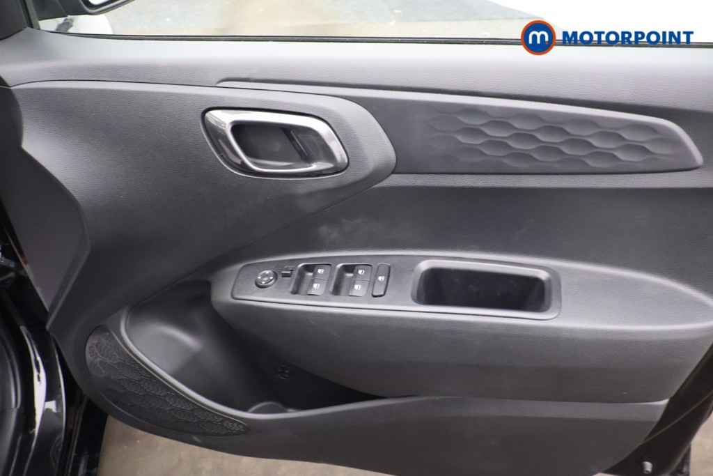 Hyundai I10 Advance Automatic Petrol Hatchback - Stock Number (1658211) - 16th supplementary image