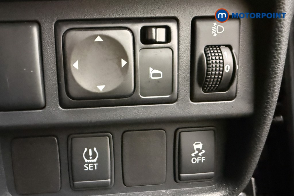 Nissan Juke Acenta Automatic Petrol SUV - Stock Number (1658338) - 15th supplementary image