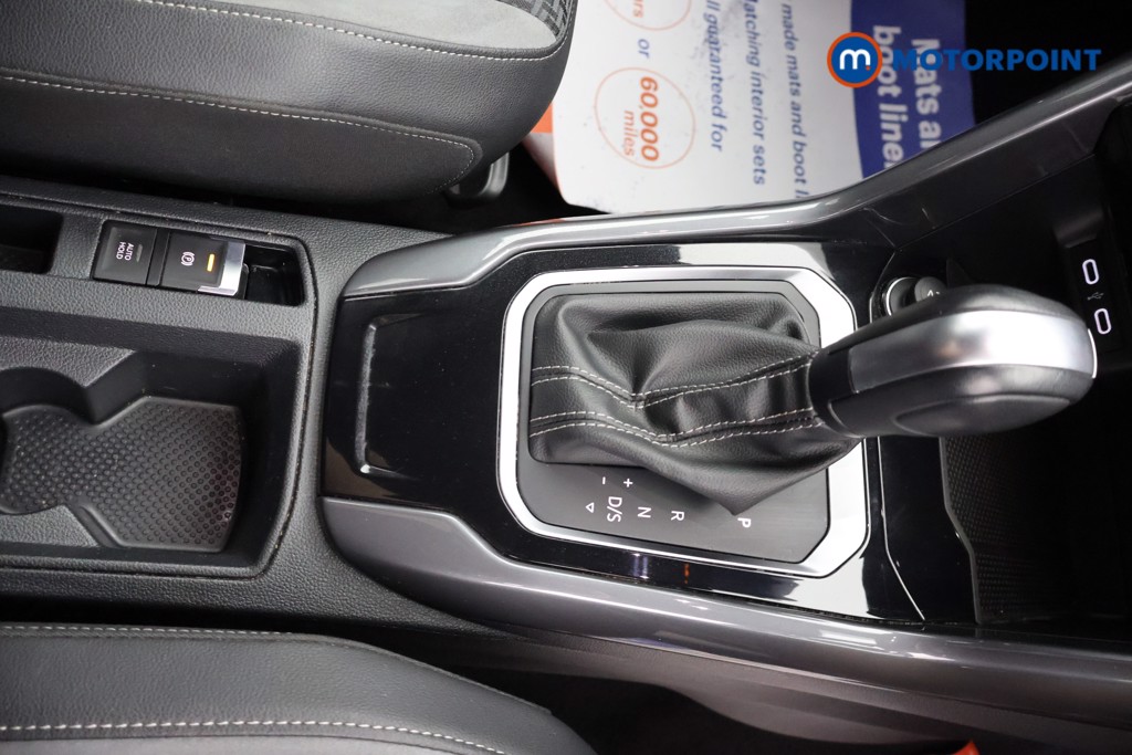 Volkswagen T-Roc R-Line Automatic Diesel SUV - Stock Number (1658582) - 10th supplementary image
