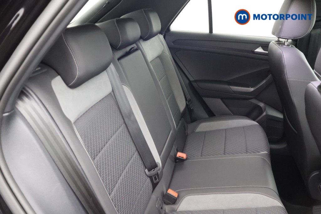 Volkswagen T-Roc R-Line Automatic Diesel SUV - Stock Number (1658582) - 17th supplementary image
