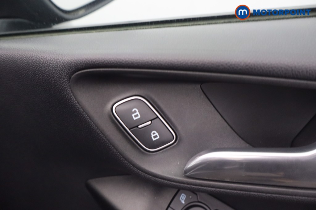 Ford Fiesta Titanium X Manual Petrol Hatchback - Stock Number (1658724) - 9th supplementary image
