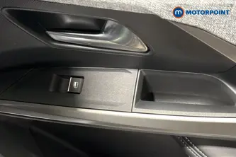 Peugeot 5008 GT Automatic Electric SUV - Stock Number (1658804) - 995th supplementary image
