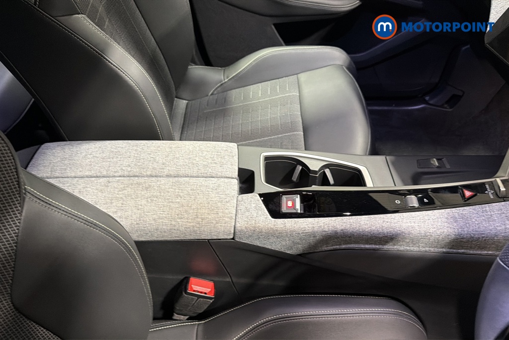 Peugeot 5008 GT Automatic Electric SUV - Stock Number (1658804) - 15th supplementary image