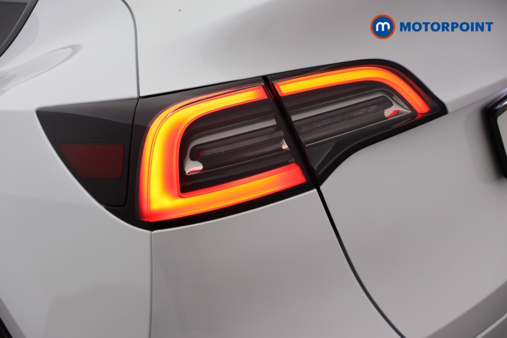Tesla Model Y Rwd 5Dr Auto Automatic Electric SUV - Stock Number (1659342) - 26th supplementary image