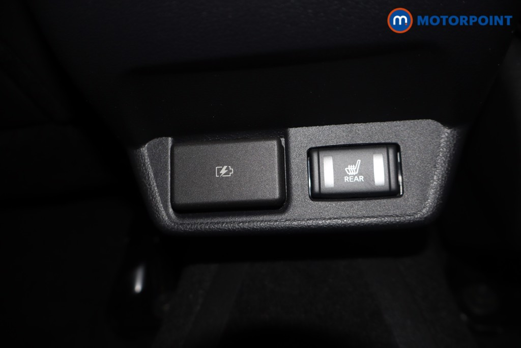 Nissan Leaf Tekna Automatic Electric Hatchback - Stock Number (1660505) - 9th supplementary image