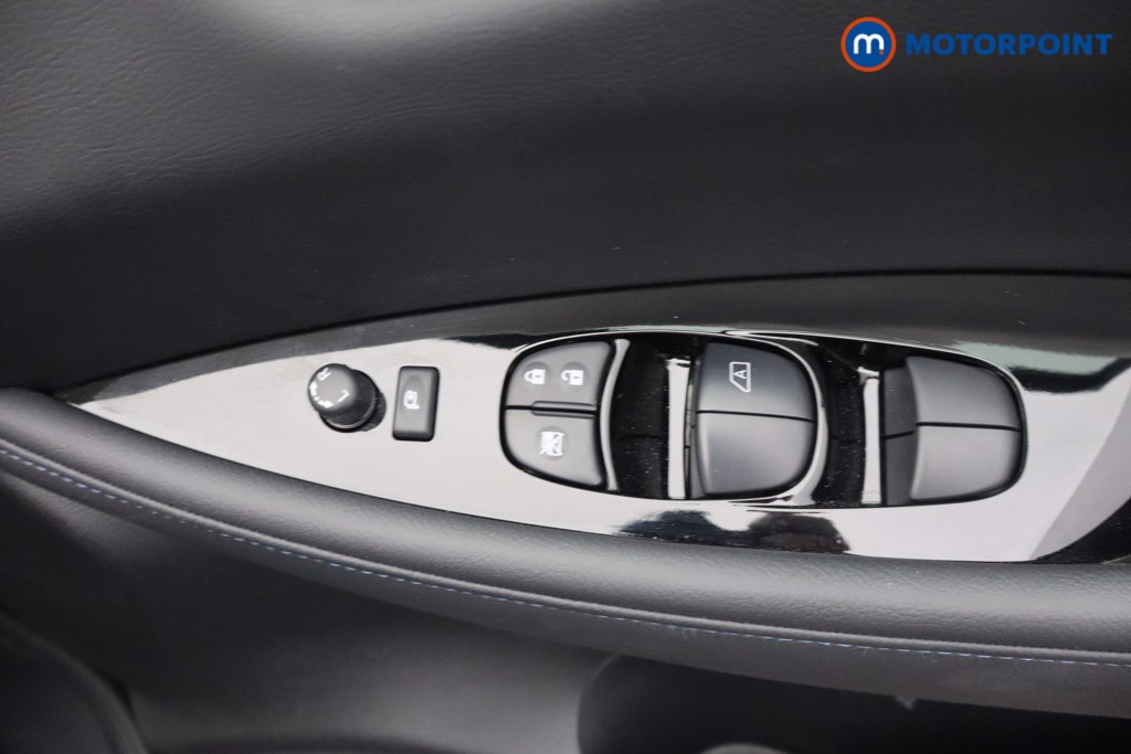 Nissan Leaf Tekna Automatic Electric Hatchback - Stock Number (1660505) - 12th supplementary image