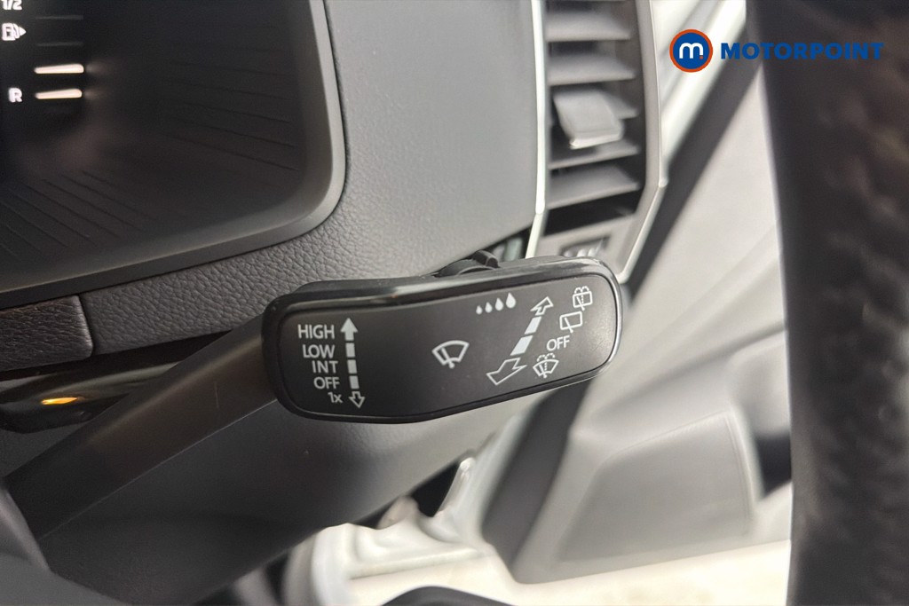 Skoda Karoq Se L Automatic Petrol SUV - Stock Number (1662077) - 7th supplementary image