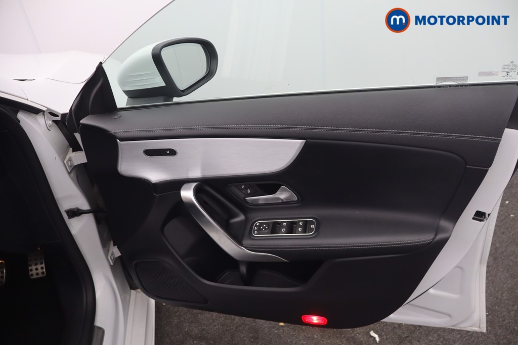 Mercedes-Benz CLA Amg Line Automatic Petrol Estate - Stock Number (1662208) - 7th supplementary image