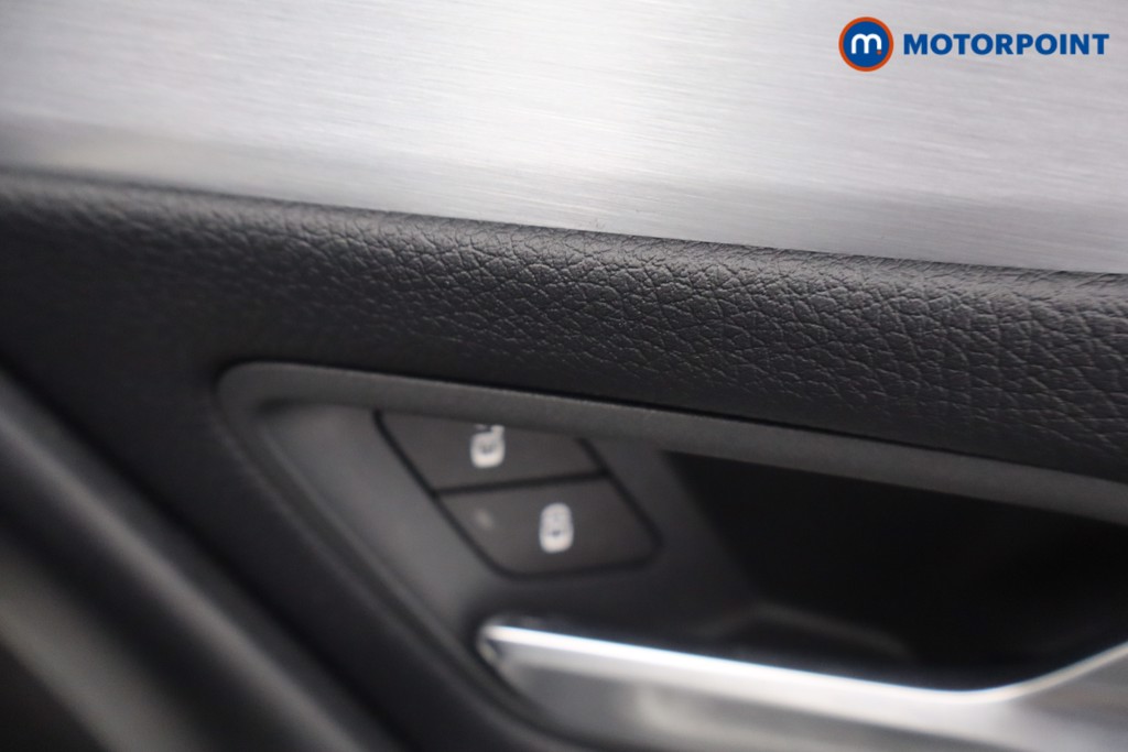 Mercedes-Benz CLA Amg Line Automatic Petrol Estate - Stock Number (1662208) - 9th supplementary image