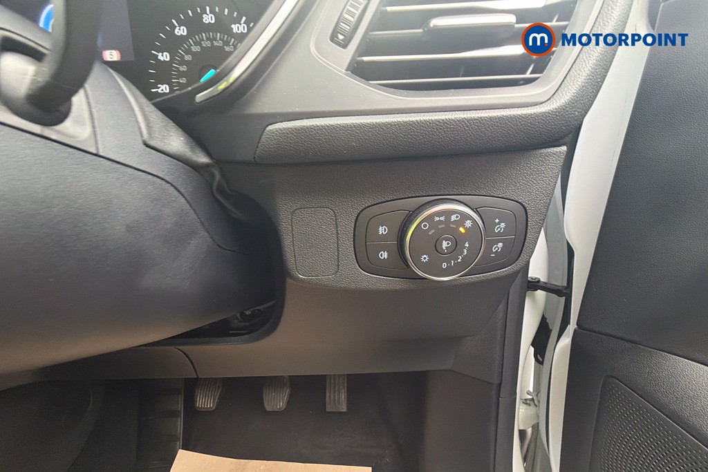 Ford Focus Titanium Manual Petrol Hatchback - Stock Number (1662351) - 3rd supplementary image