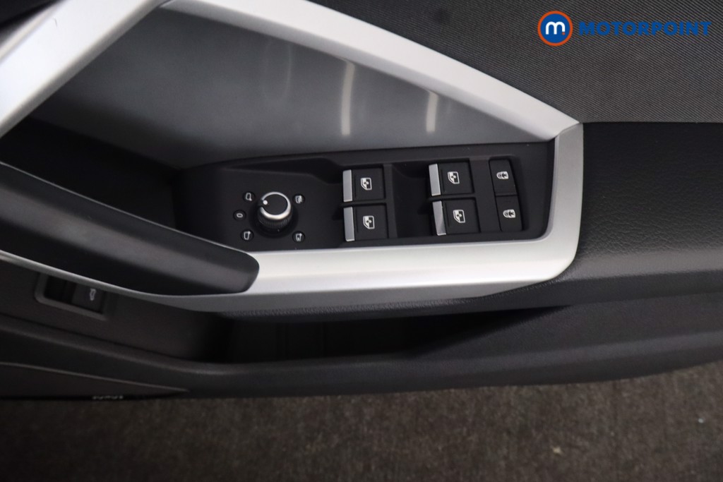 Audi Q3 Sport Automatic Petrol SUV - Stock Number (1662501) - 23rd supplementary image