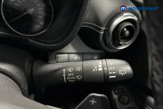 Nissan Juke N-Connecta Automatic Petrol SUV - Stock Number (1662733) - 6th supplementary image