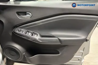 Nissan Juke N-Connecta Automatic Petrol SUV - Stock Number (1662733) - 18th supplementary image