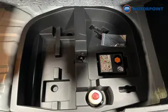 Nissan Juke N-Connecta Automatic Petrol SUV - Stock Number (1662733) - 33rd supplementary image
