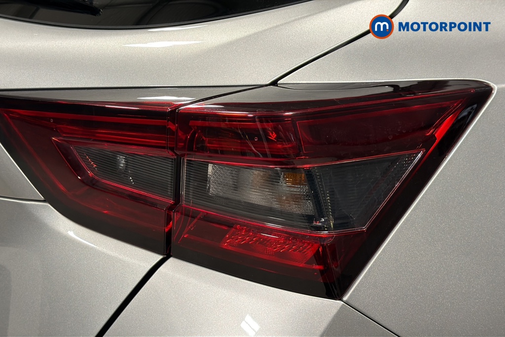 Nissan Juke N-Connecta Automatic Petrol SUV - Stock Number (1662733) - 36th supplementary image