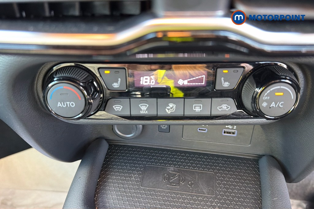 Nissan Juke Tekna Automatic Petrol SUV - Stock Number (1662858) - 12th supplementary image